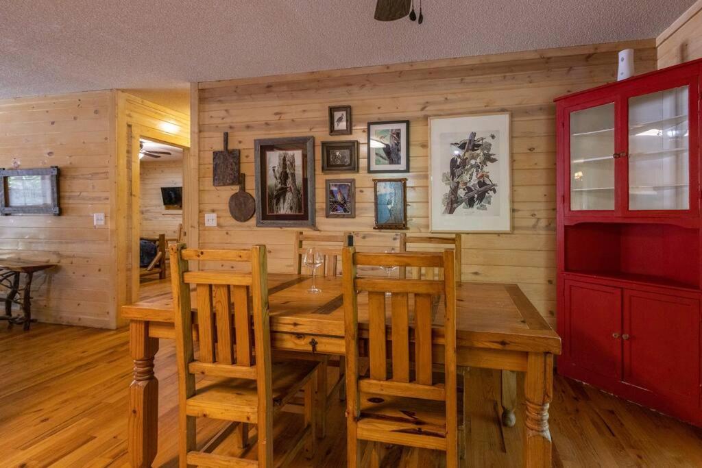Pet Friendly Luxury Cabin Near Helen With Fire Pit คลีฟแลนด์ ภายนอก รูปภาพ