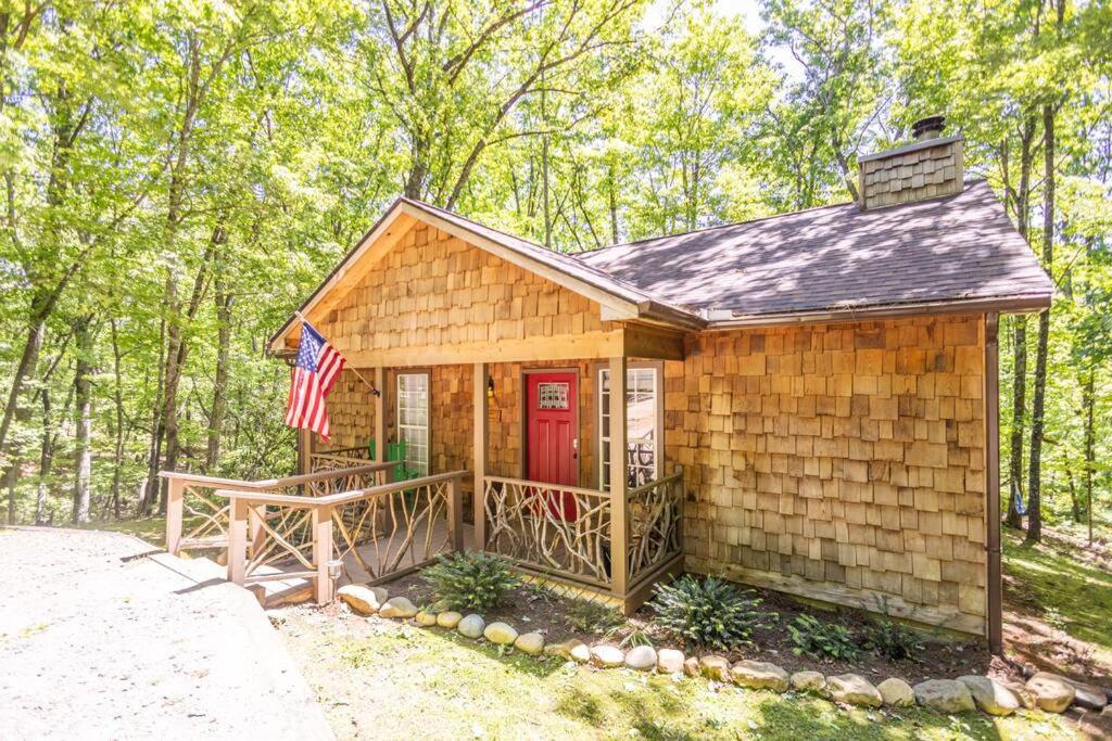 Pet Friendly Luxury Cabin Near Helen With Fire Pit คลีฟแลนด์ ภายนอก รูปภาพ