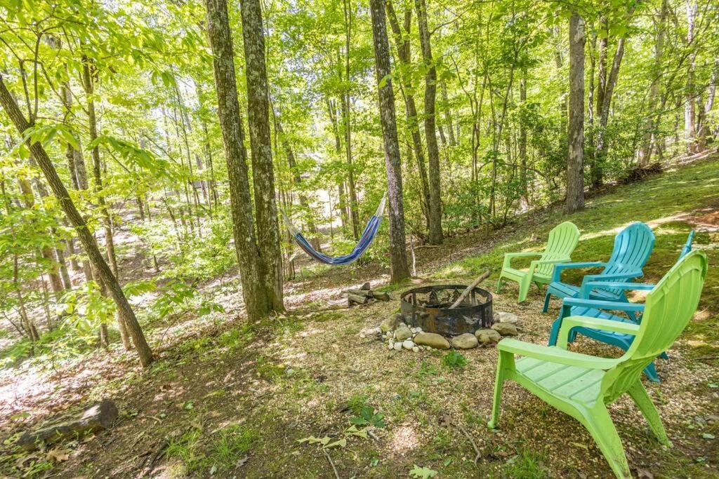 Pet Friendly Luxury Cabin Near Helen With Fire Pit คลีฟแลนด์ ภายนอก รูปภาพ
