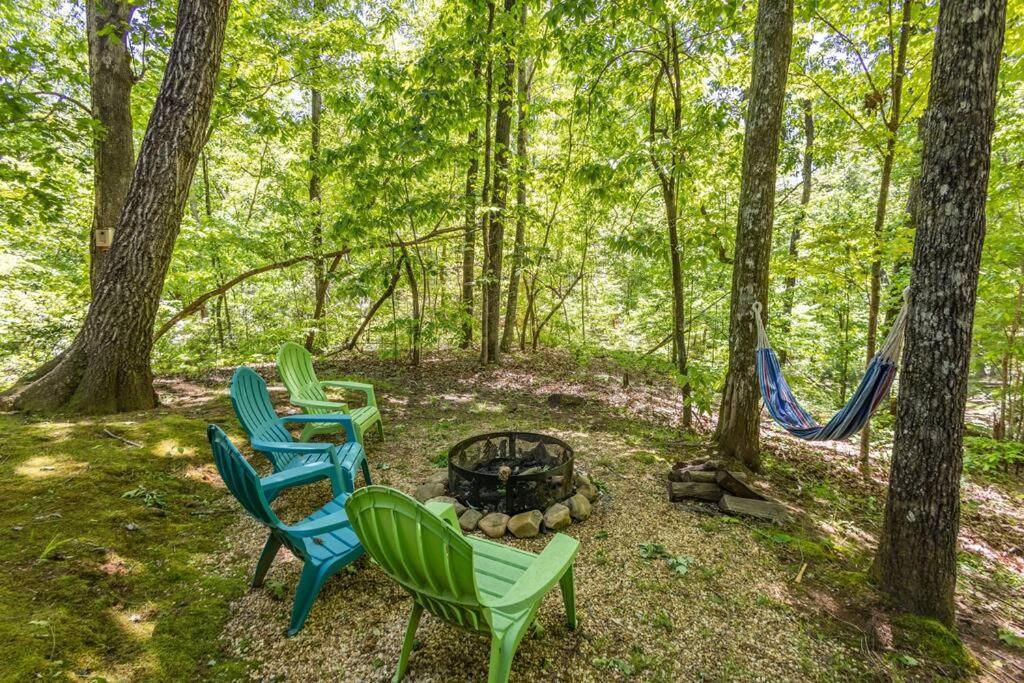 Pet Friendly Luxury Cabin Near Helen With Fire Pit คลีฟแลนด์ ภายนอก รูปภาพ