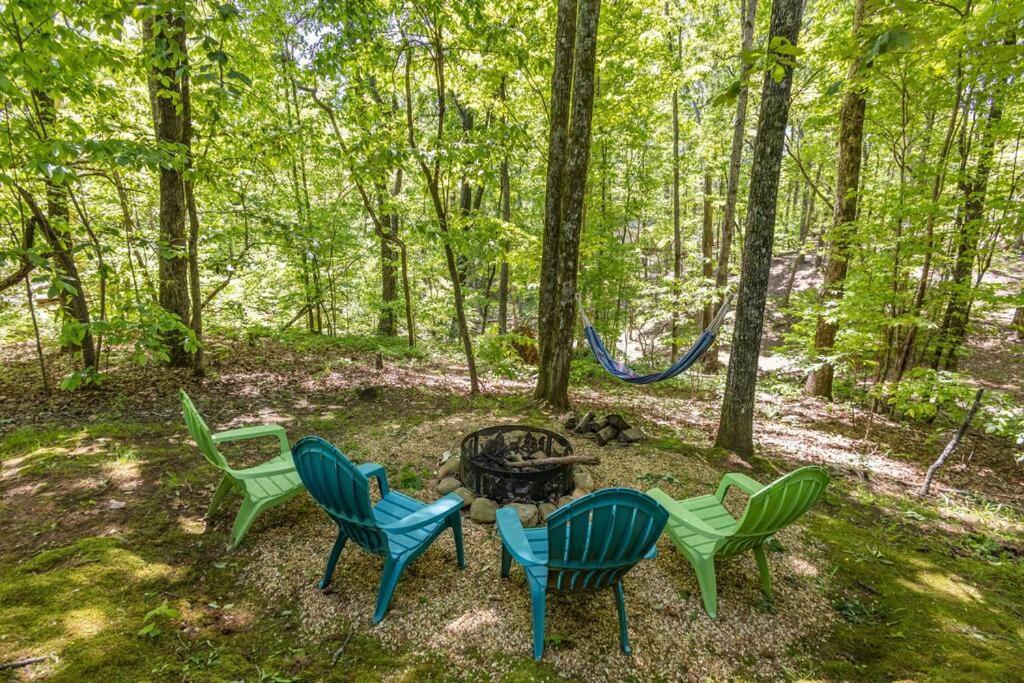 Pet Friendly Luxury Cabin Near Helen With Fire Pit คลีฟแลนด์ ภายนอก รูปภาพ